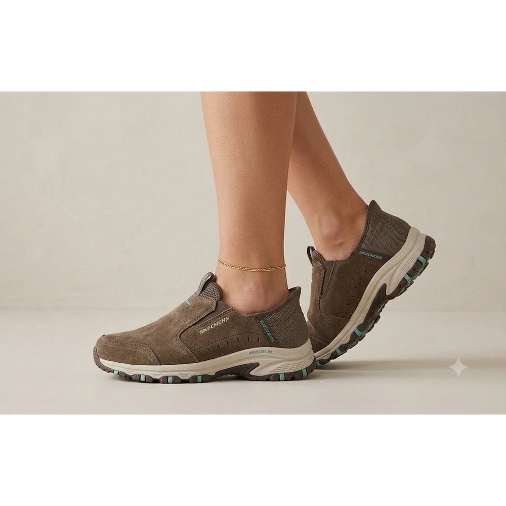 Skechers Hands Free Slip-ins Hillcrest Sunapee Women's 8 Brown Trail Shoes